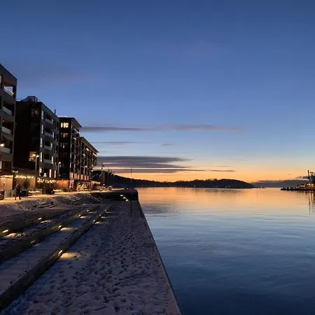 Διαμέρισμα Luxury 2-bedroom With Seaview In Center *