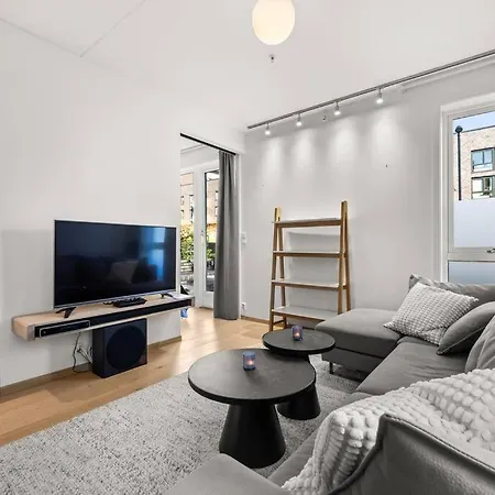 Luxury 2-bedroom With Seaview In Center Διαμέρισμα *